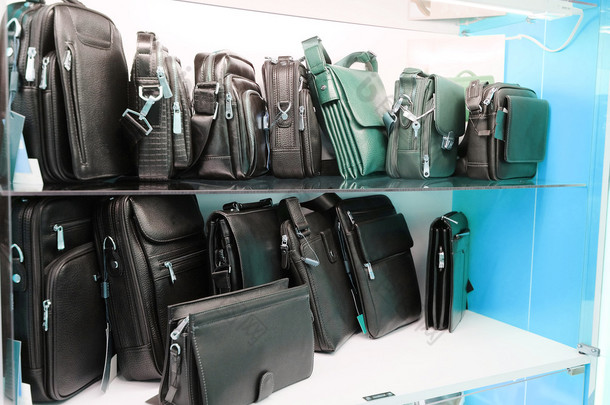 精致皮具，质感生活——高品质皮具零售新体验