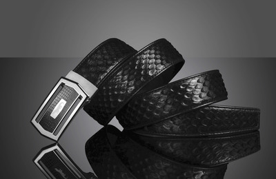 皮具类产品摄影艺术——李宏全原创设计作品在服装与饰品批发领域的展现